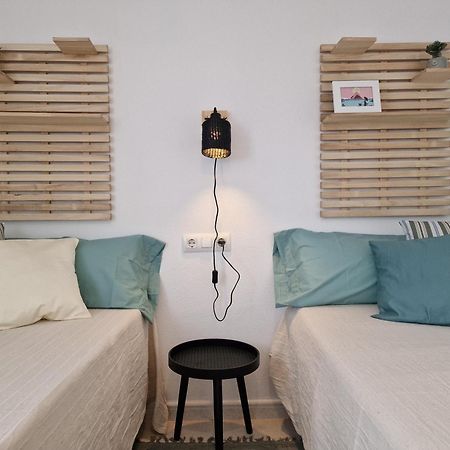 Cozy Apartment Apolo XIV Seaview 칼페 외부 사진