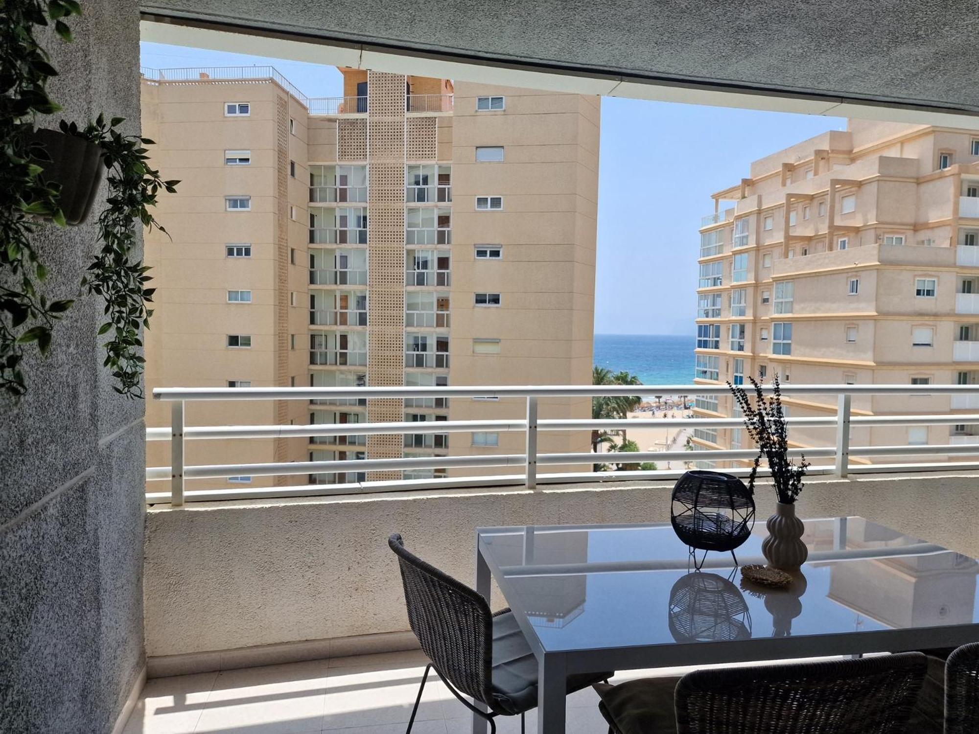 Cozy Apartment Apolo XIV Seaview 칼페 외부 사진